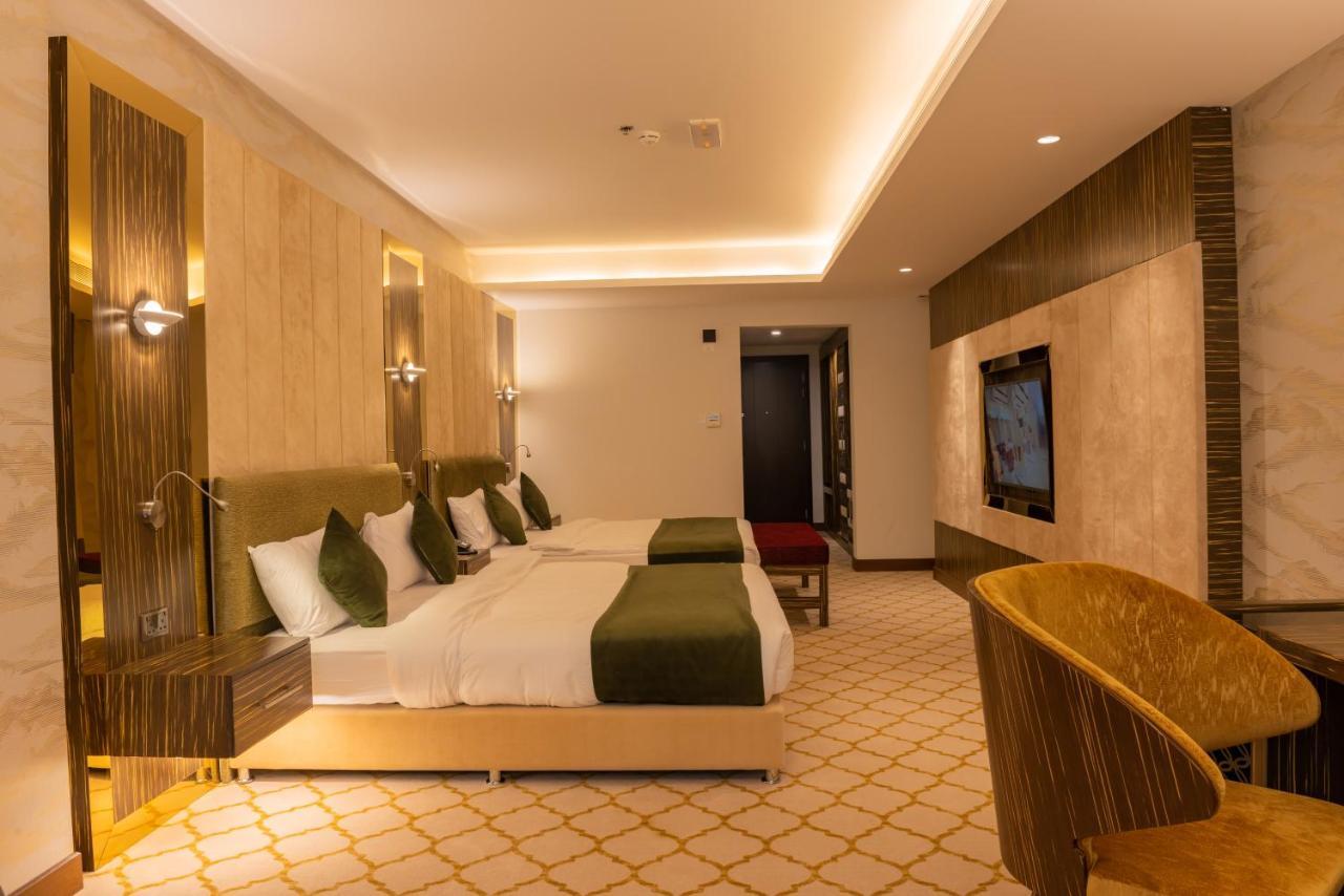 Royal Crown Hotel Masqat Buitenkant foto